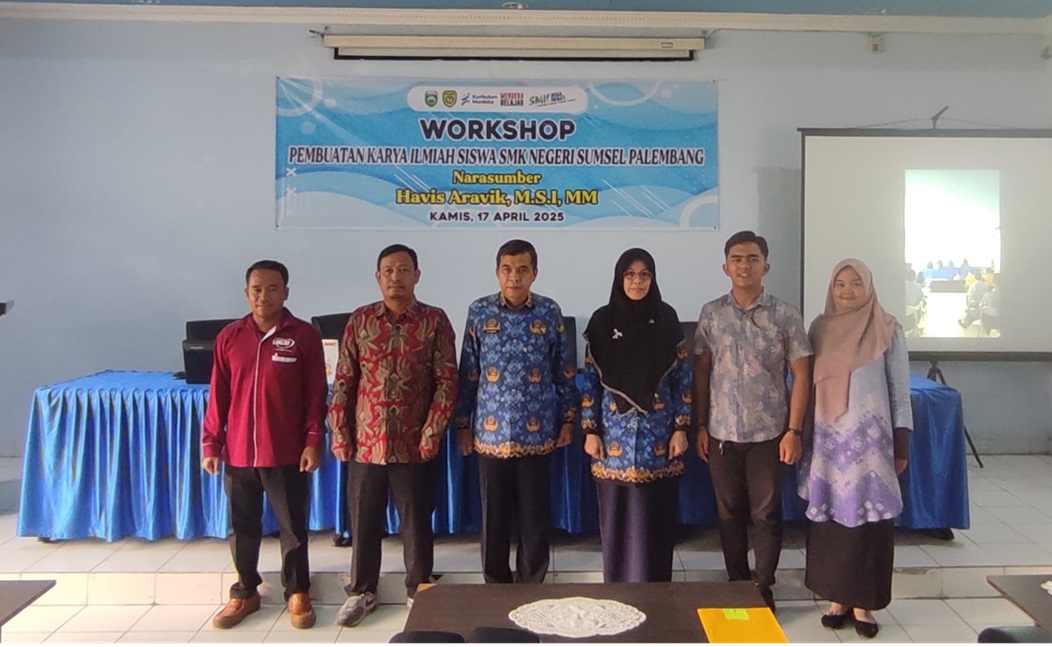 Workshop Penulisan Karya Ilmiah Siswa SMKN Sumsel Palembang
